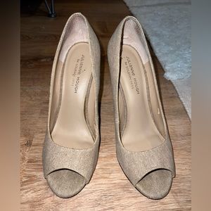 Julianne Hough for Sole Society